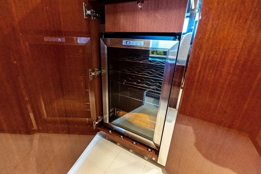 2021 Riva 56' Rivale