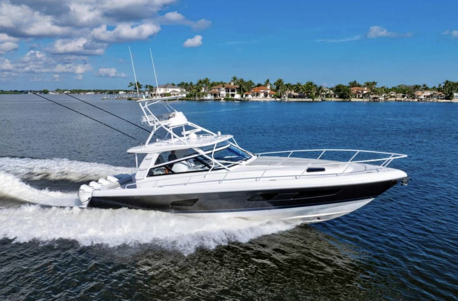 2022 Intrepid 477 Evolution