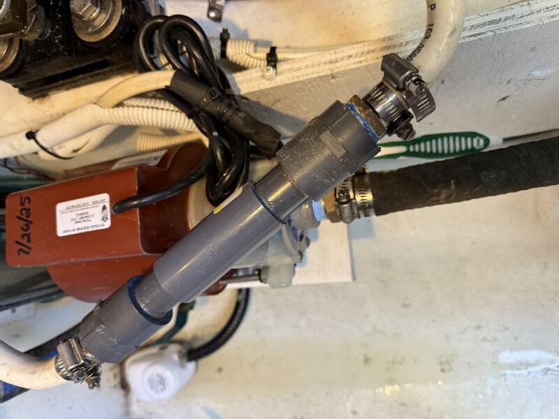 2013 Carver C-34 Command Bridge