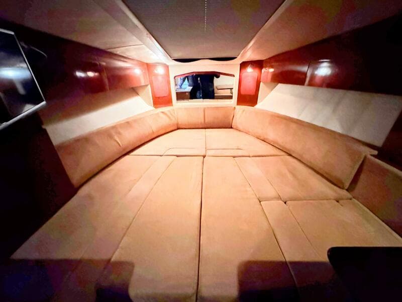 2010 Sea Ray 310 Sundancer