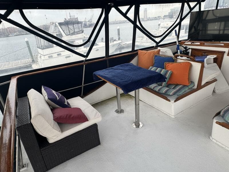 44' Marine Trader Flybridge Forward Port