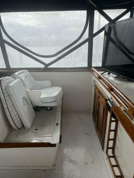 44' Marine Trader Flybridge Port 