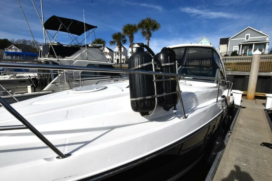 2017 Monterey 355 Sport Yacht