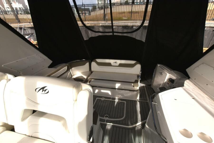 2017 Monterey 355 Sport Yacht