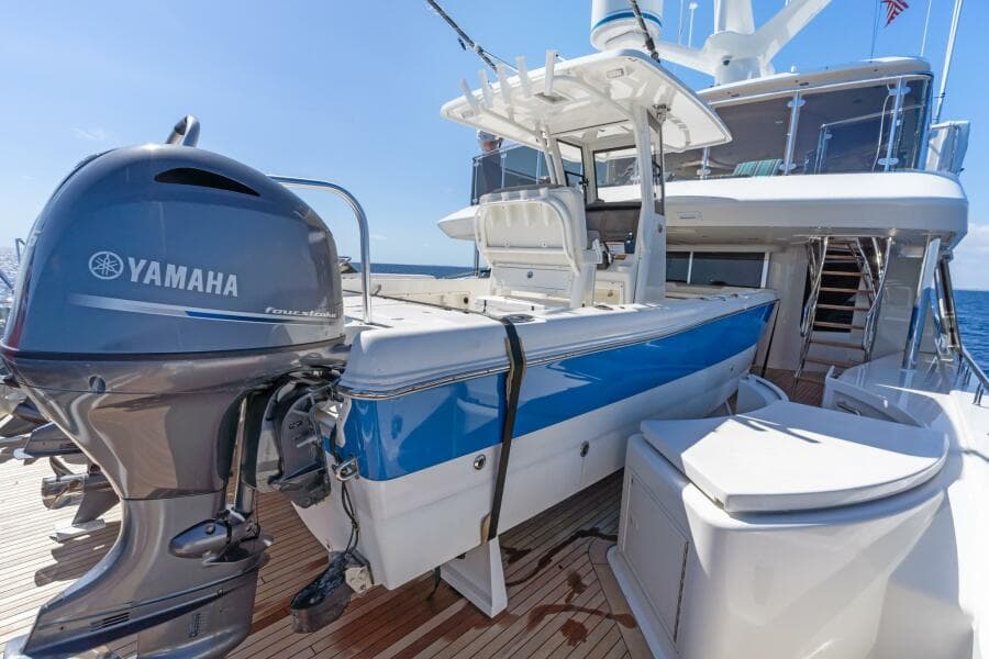 2010 Westport Superyacht