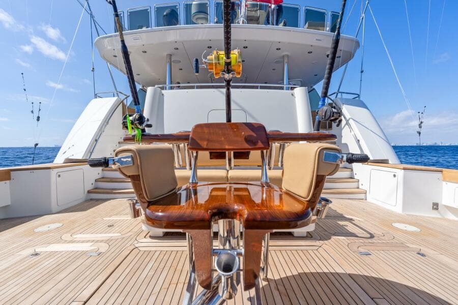 2010 Westport Superyacht