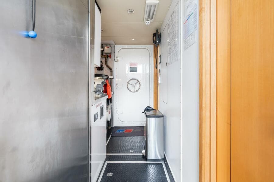 2010 Westport Superyacht