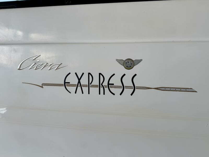 1997 Bayliner 2859 Ciera Express