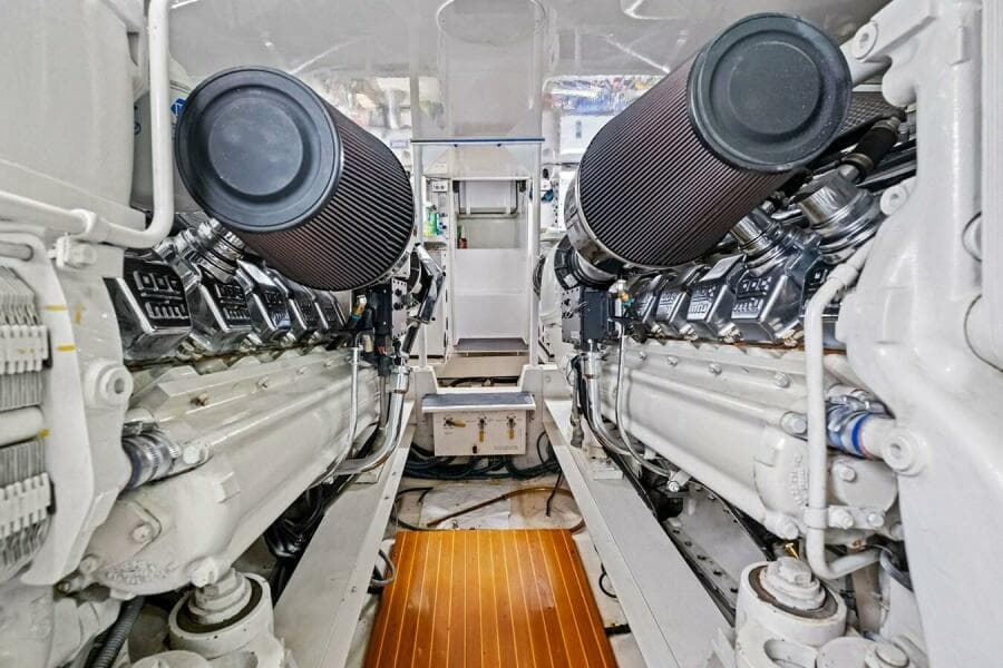 2001 Viking Sportfish