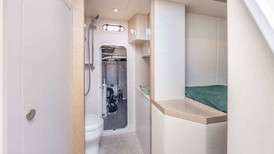 2019 Absolute 58 Fly