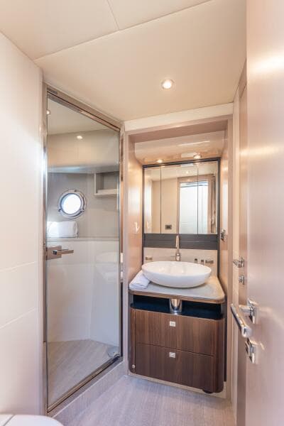 2019 Absolute 58 Fly