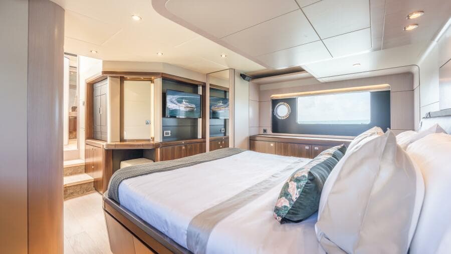 2019 Absolute 58 Fly