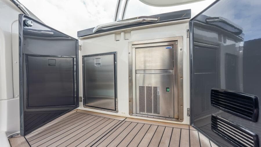 2019 Absolute 58 Fly