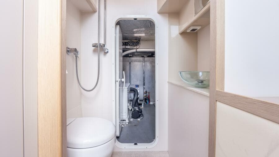 2019 Absolute 58 Fly