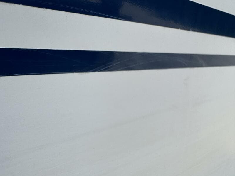 1999 Sea Ray 215 Express Cruiser