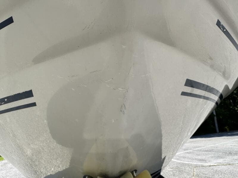 1999 Sea Ray 215 Express Cruiser