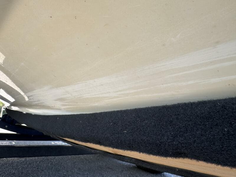 1999 Sea Ray 215 Express Cruiser