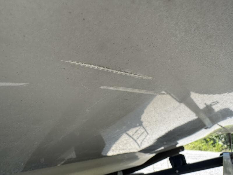 1999 Sea Ray 215 Express Cruiser