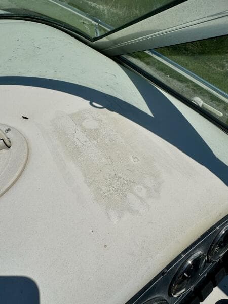 1999 Sea Ray 215 Express Cruiser