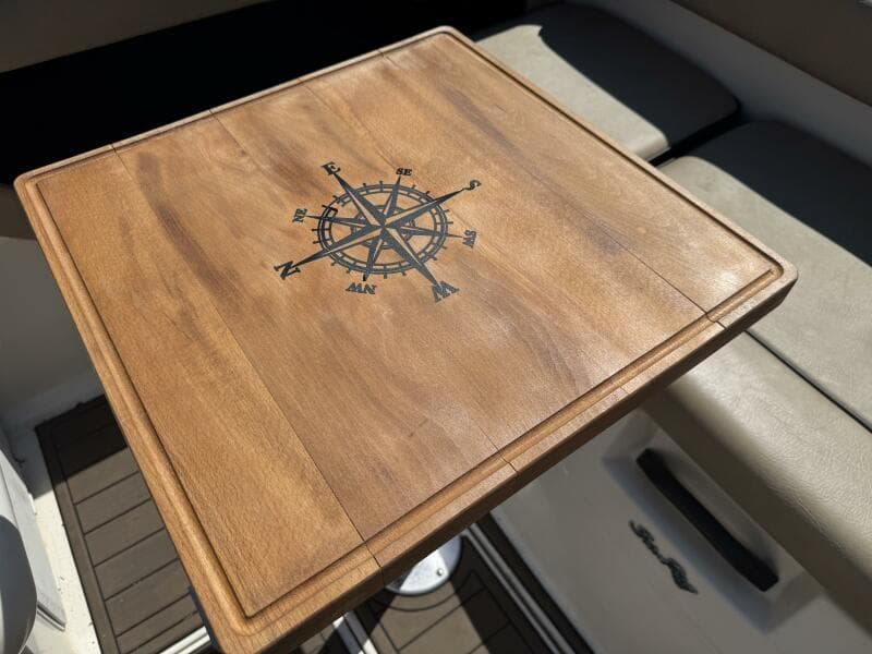 1999 Sea Ray 215 Express Cruiser