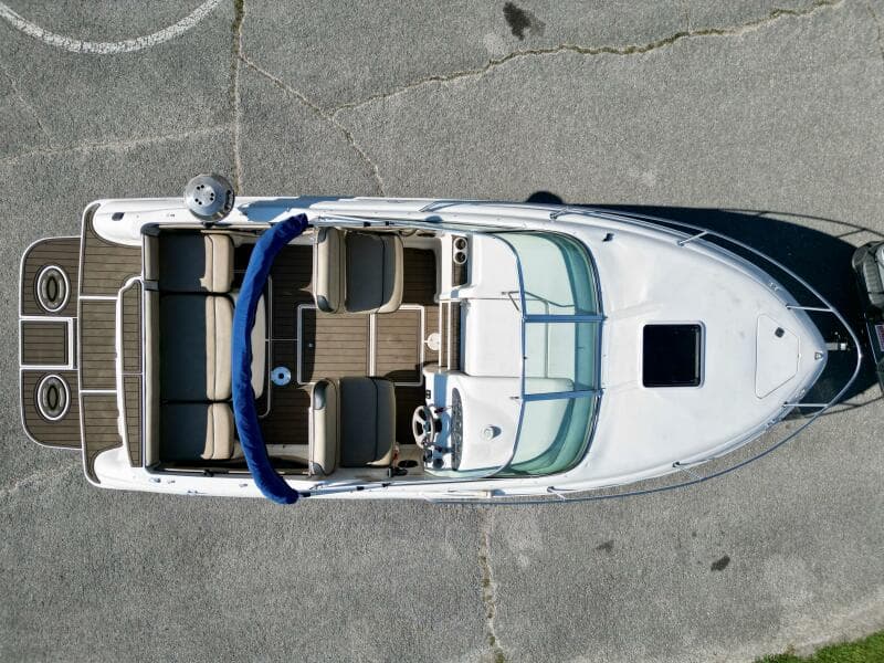 1999 Sea Ray 215 Express Cruiser