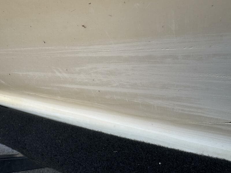 1999 Sea Ray 215 Express Cruiser