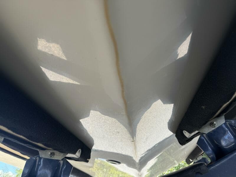 1999 Sea Ray 215 Express Cruiser