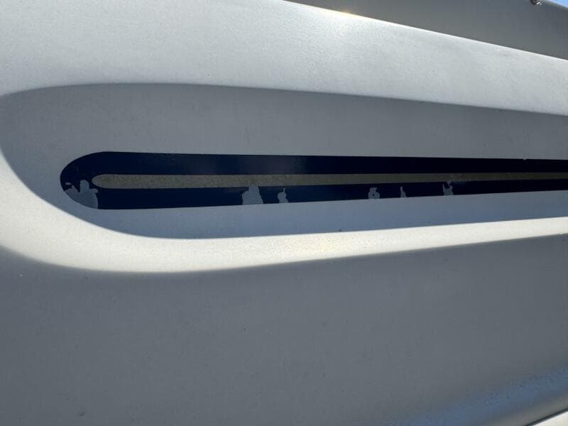 1999 Sea Ray 215 Express Cruiser