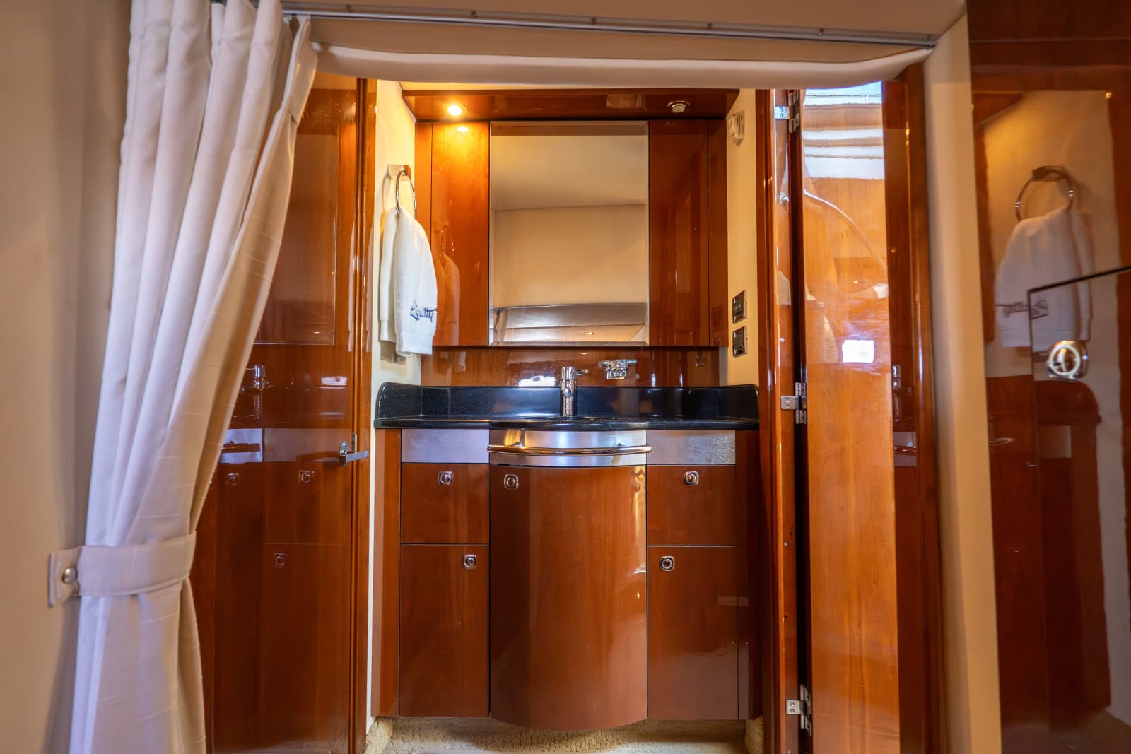 2010 Sea Ray 50 SUNDANCER - Photo 37
