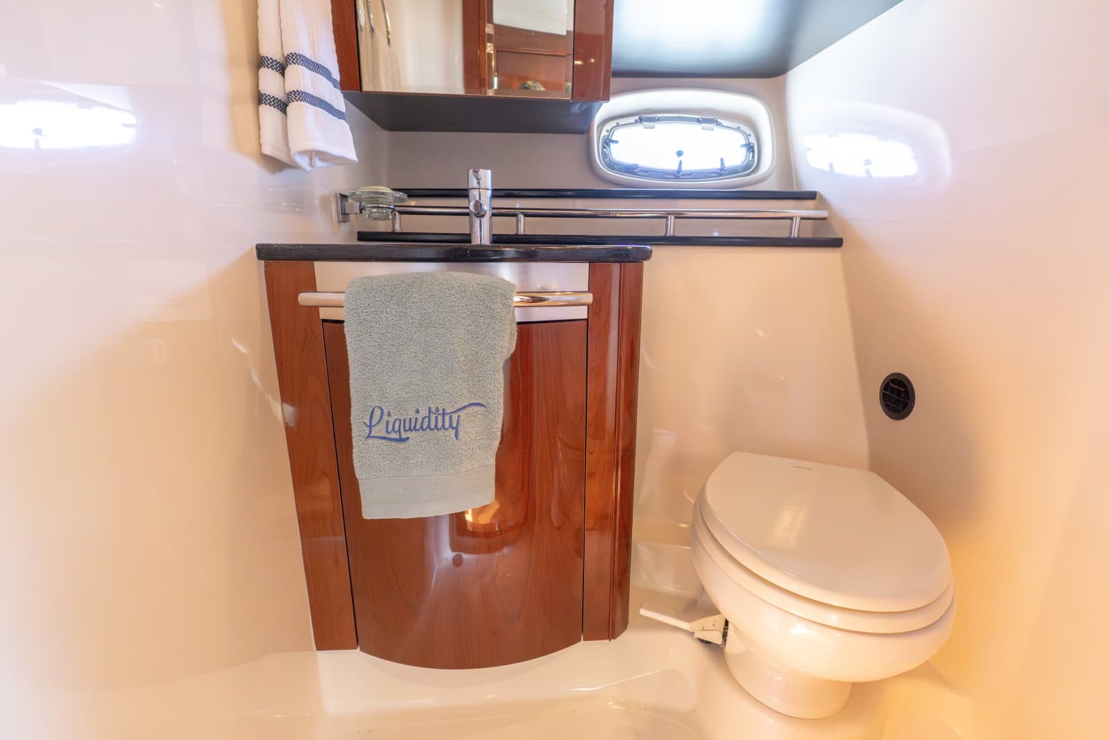 2010 Sea Ray 50 SUNDANCER - Photo 33