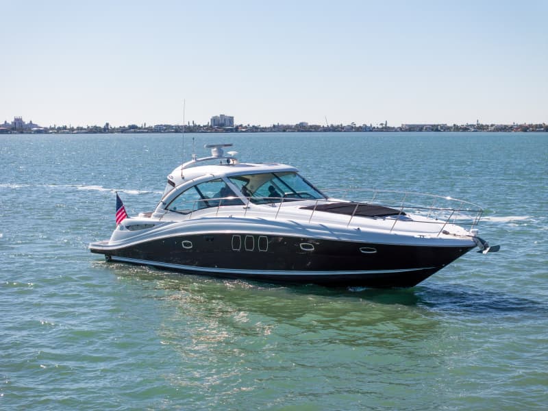2010 Sea Ray 50 SUNDANCER
