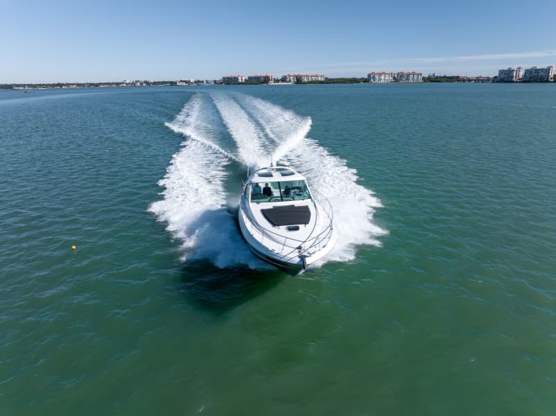 2010 Sea Ray 50 SUNDANCER