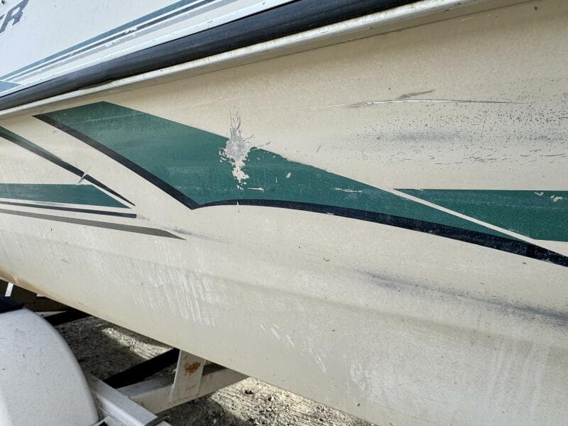 2002 Sun Tracker Party Deck 21