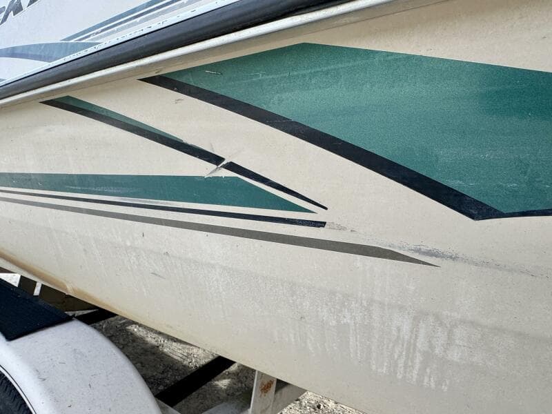 2002 Sun Tracker Party Deck 21