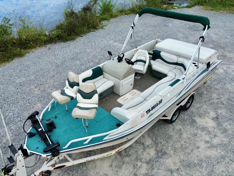 2002 Sun Tracker Party Deck 21