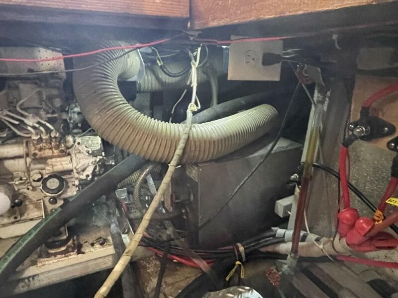 1991 Marine Trader 34 Double Cabin