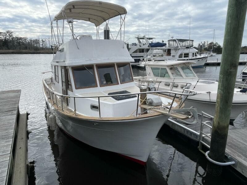 1991 Marine Trader 34 Double Cabin