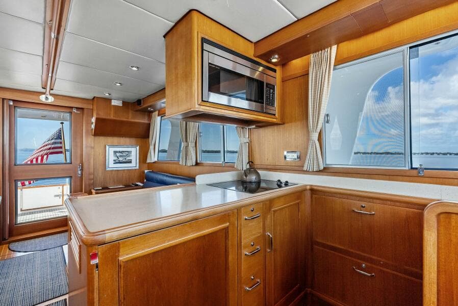 2006 Grand Banks Europa 46