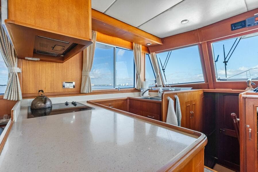 2006 Grand Banks Europa 46