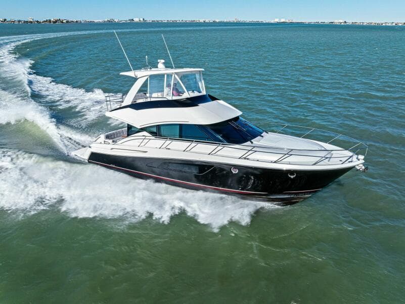 2016 Tiara Yachts 50 Flybridge - Profile