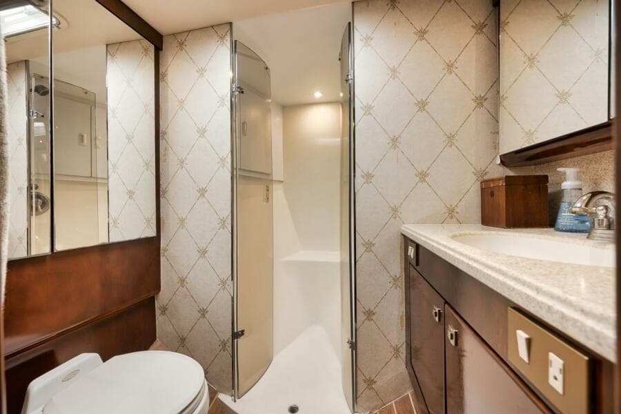 Ocean 73 UNCONQUERED - Guest Head