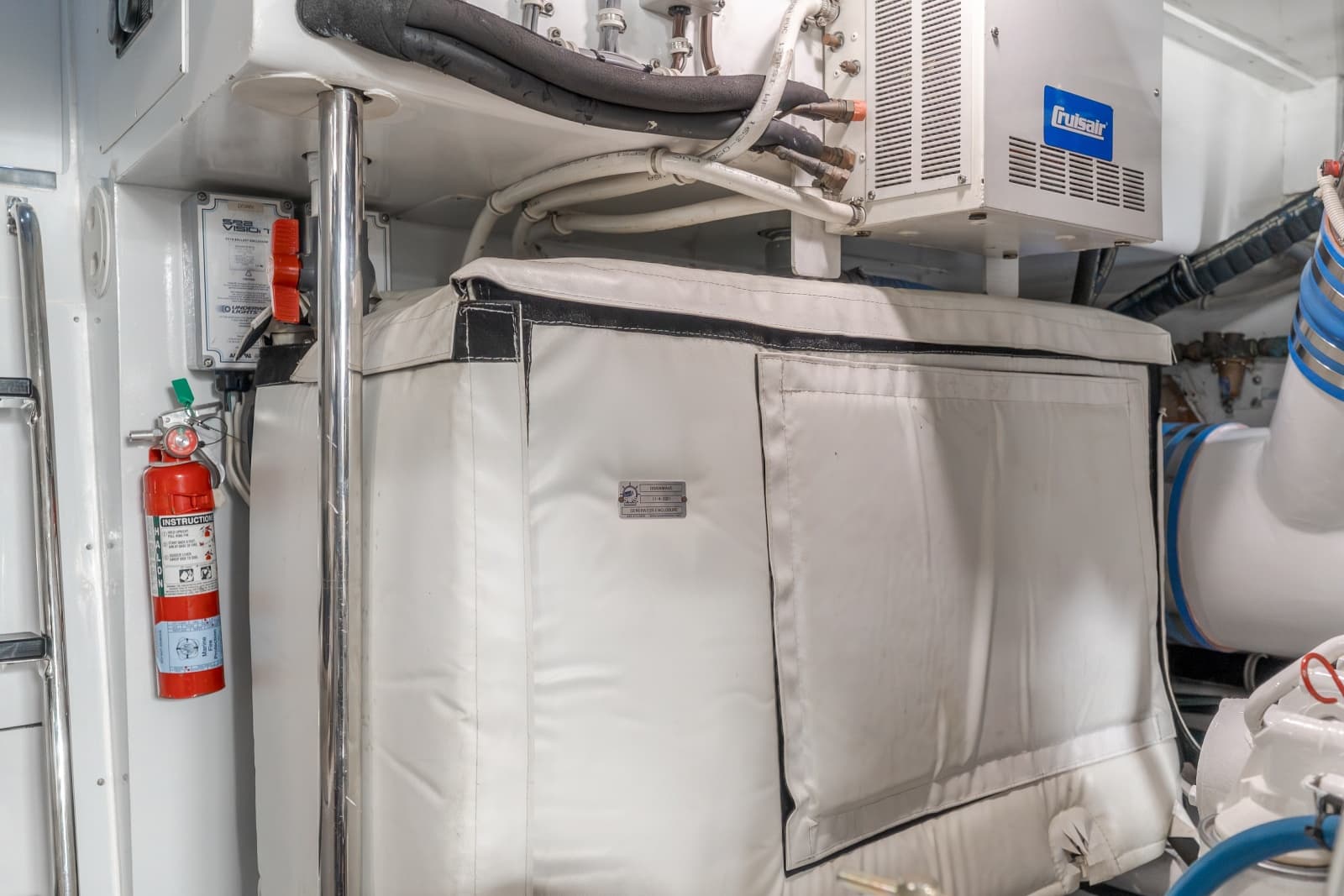 2003 Hatteras 54 Convertible - BRAINWAVE