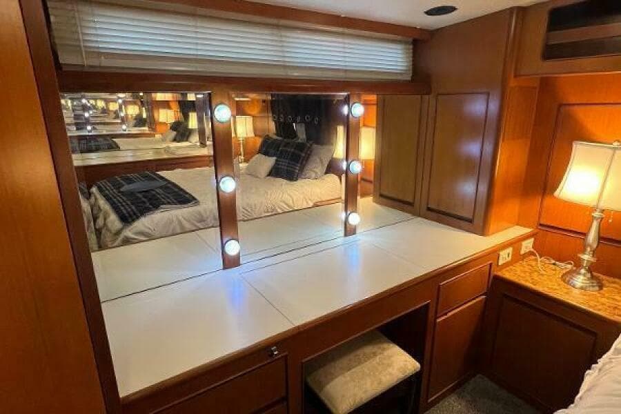 1998 Hyatt 51 Aft Cabin MY