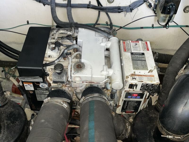 2006 Sea Ray 320 Sundancer