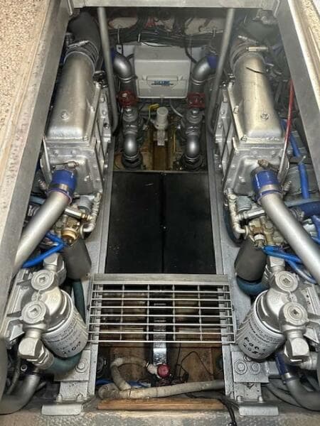 1989 Viking Sportfish 41