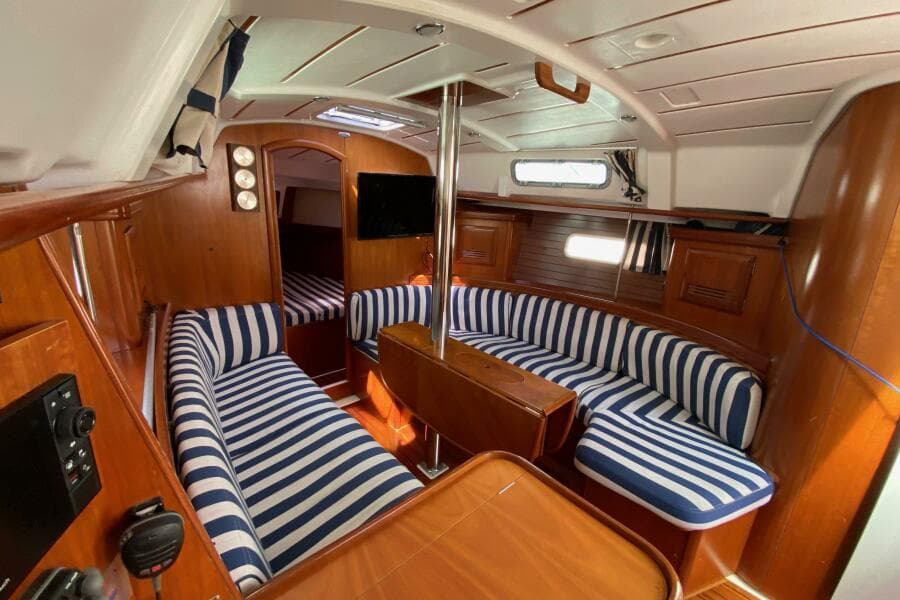 2001 Beneteau Oceanis 361