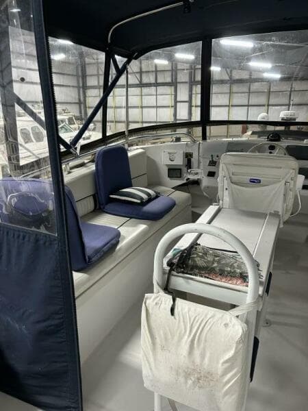 1999 Mainship 350