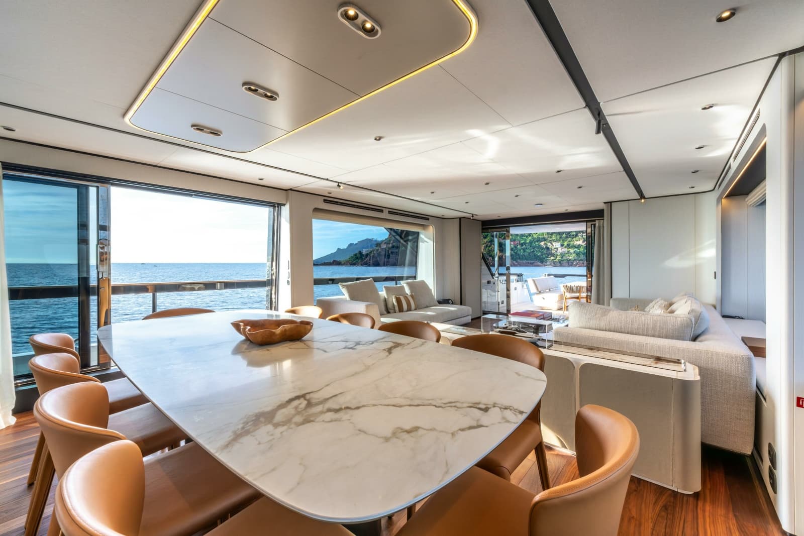 2025 Ferretti Yachts Ferretti 940 - Photo 10