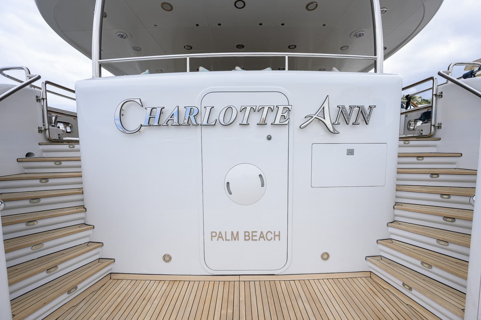 2003 Cheoy Lee Tri-Deck - Photo 2