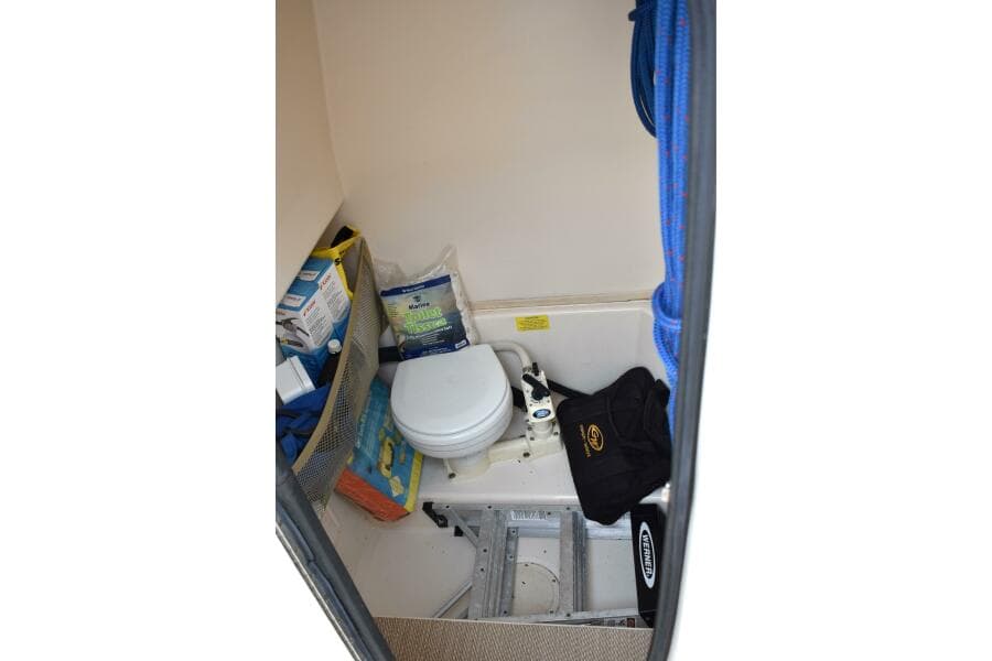 2012 Grady-White Canyon 271